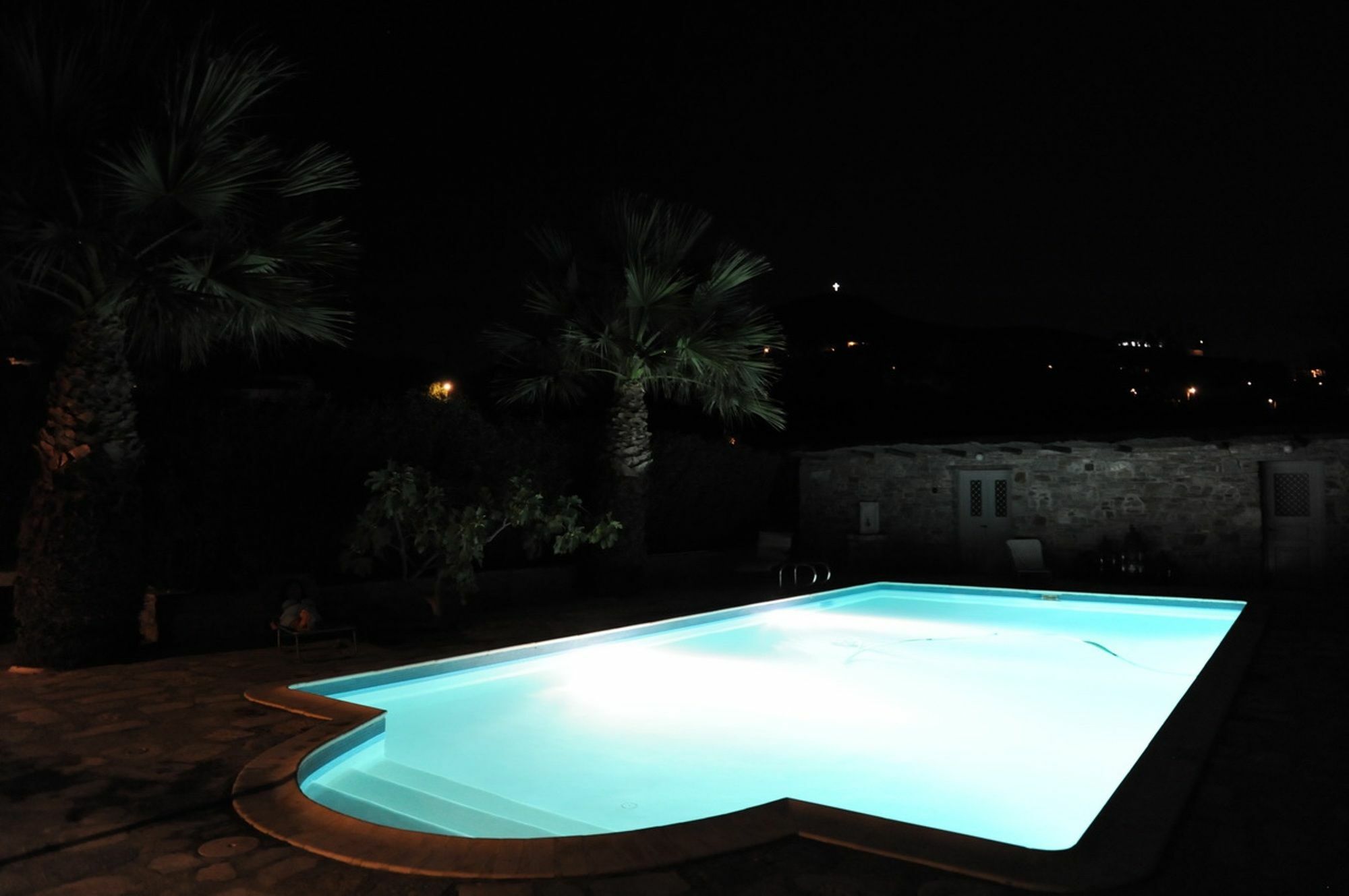 Aristocratic 19Th Century Neo Classical Mansion With Private Pool Finikas  Exteriör bild
