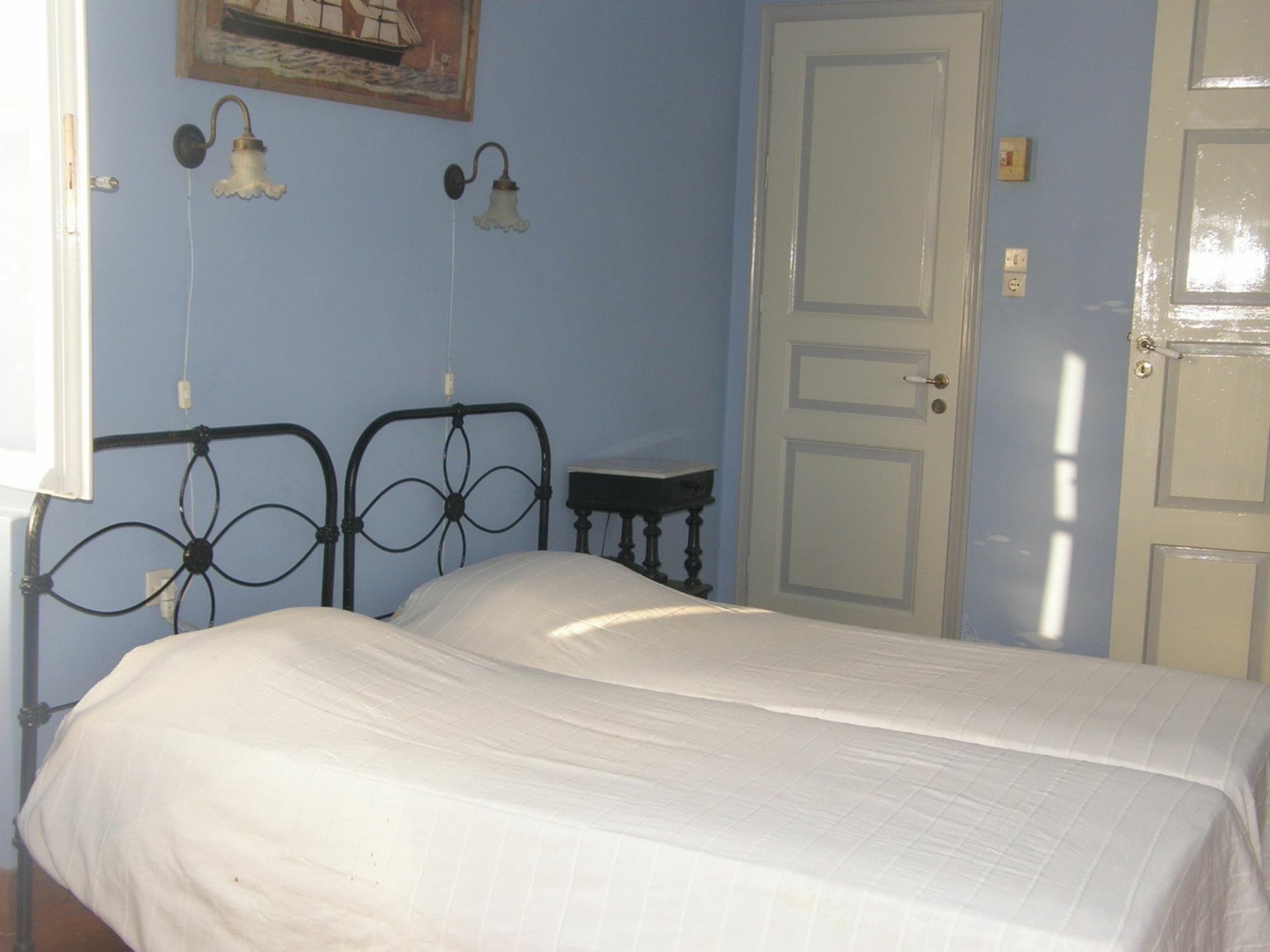 Aristocratic 19Th Century Neo Classical Mansion With Private Pool Finikas  Exteriör bild