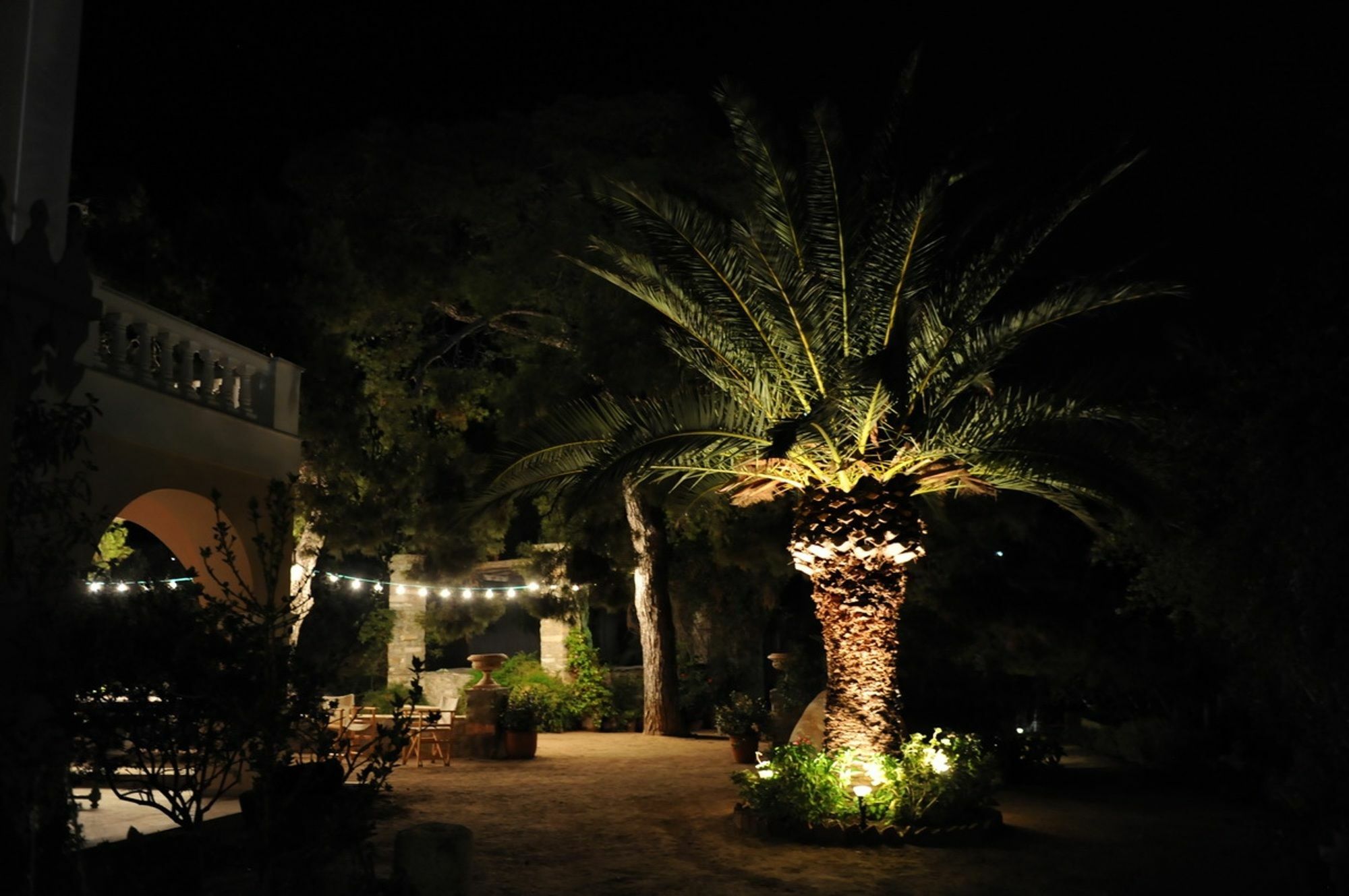 Aristocratic 19Th Century Neo Classical Mansion With Private Pool Finikas  Exteriör bild