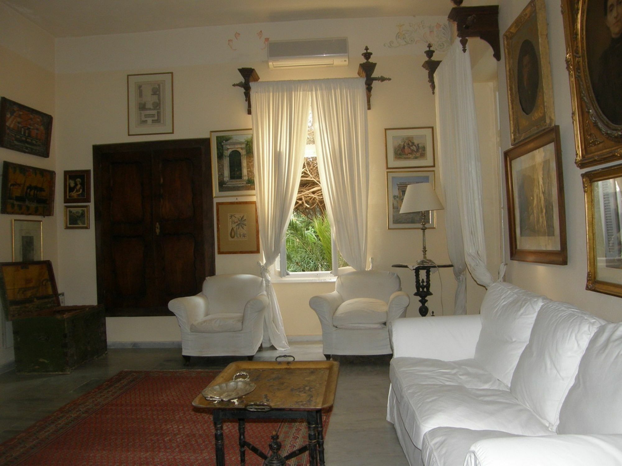 Aristocratic 19Th Century Neo Classical Mansion With Private Pool Finikas  Exteriör bild